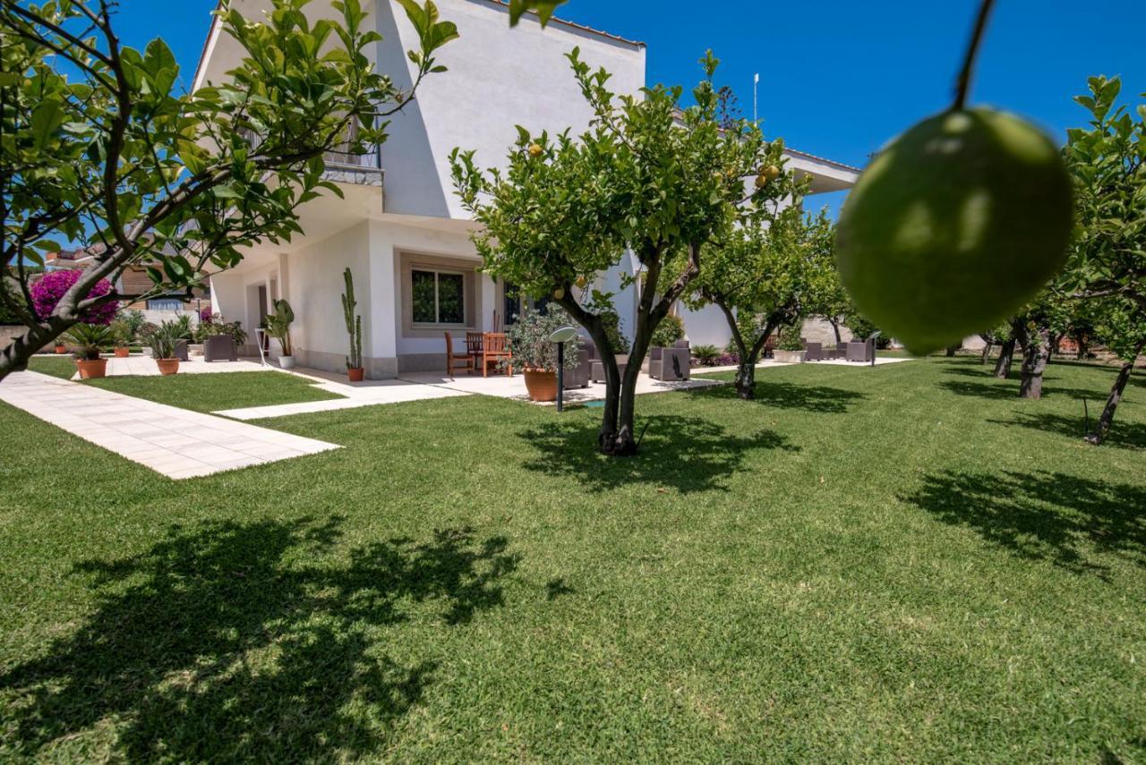Villa Venera ฟอนตาเน บีอานเก ภายนอก รูปภาพ